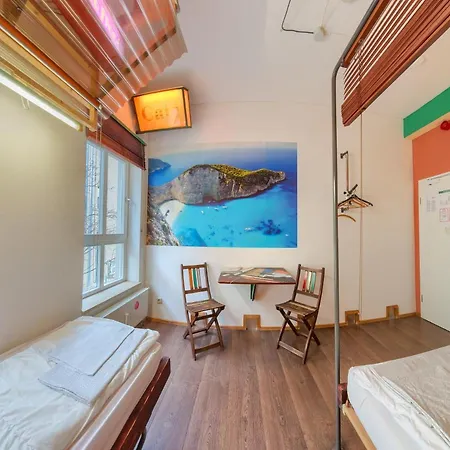 Hostel Labyrinth *