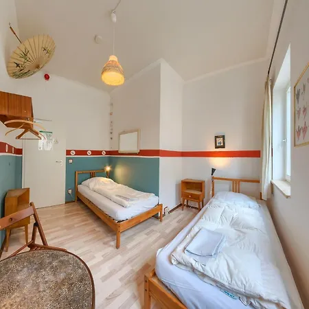 Labyrinth Hostel *