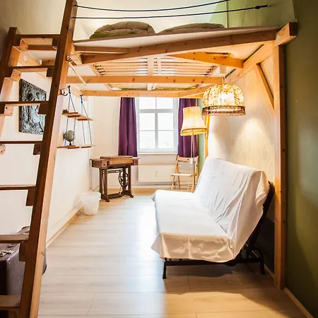 Labyrinth Hostel *