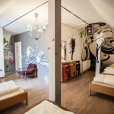 Hostel Labyrinth *