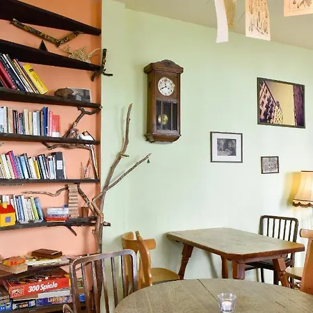 Labyrinth Hostel *