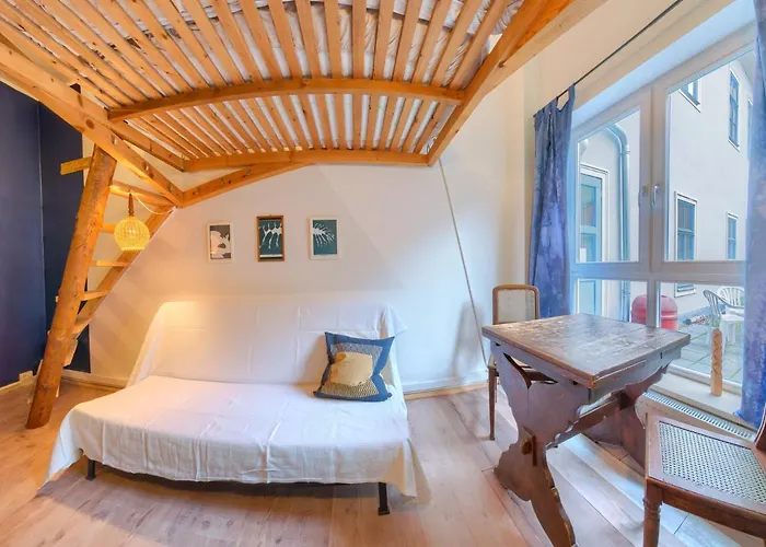 Хостел Labyrinth *